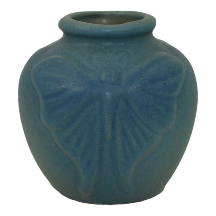 Van Briggle Late Teens Arts And Crafts Pottery Luna Moth Blue Ceramic Vase 683