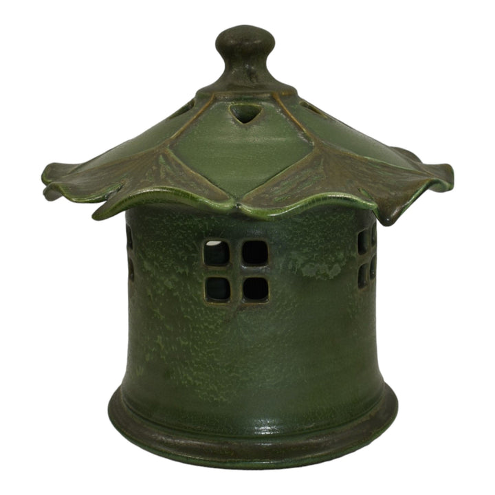 Ephraim Faience 2007 Hand Made Pottery Matte Green Ginkgo Ceramic Lantern A25