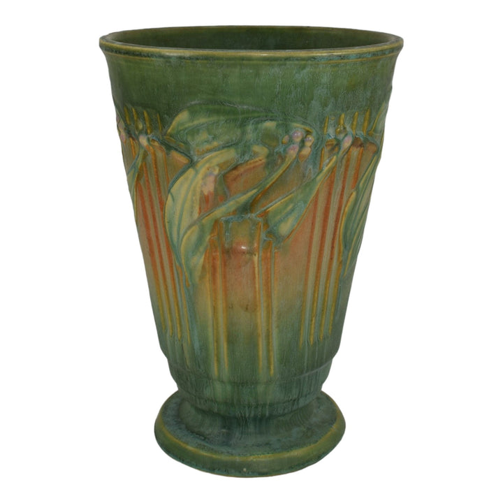 Roseville Laurel Green 1934 Vintage Art Deco Pottery Tall Ceramic Vase 676-10