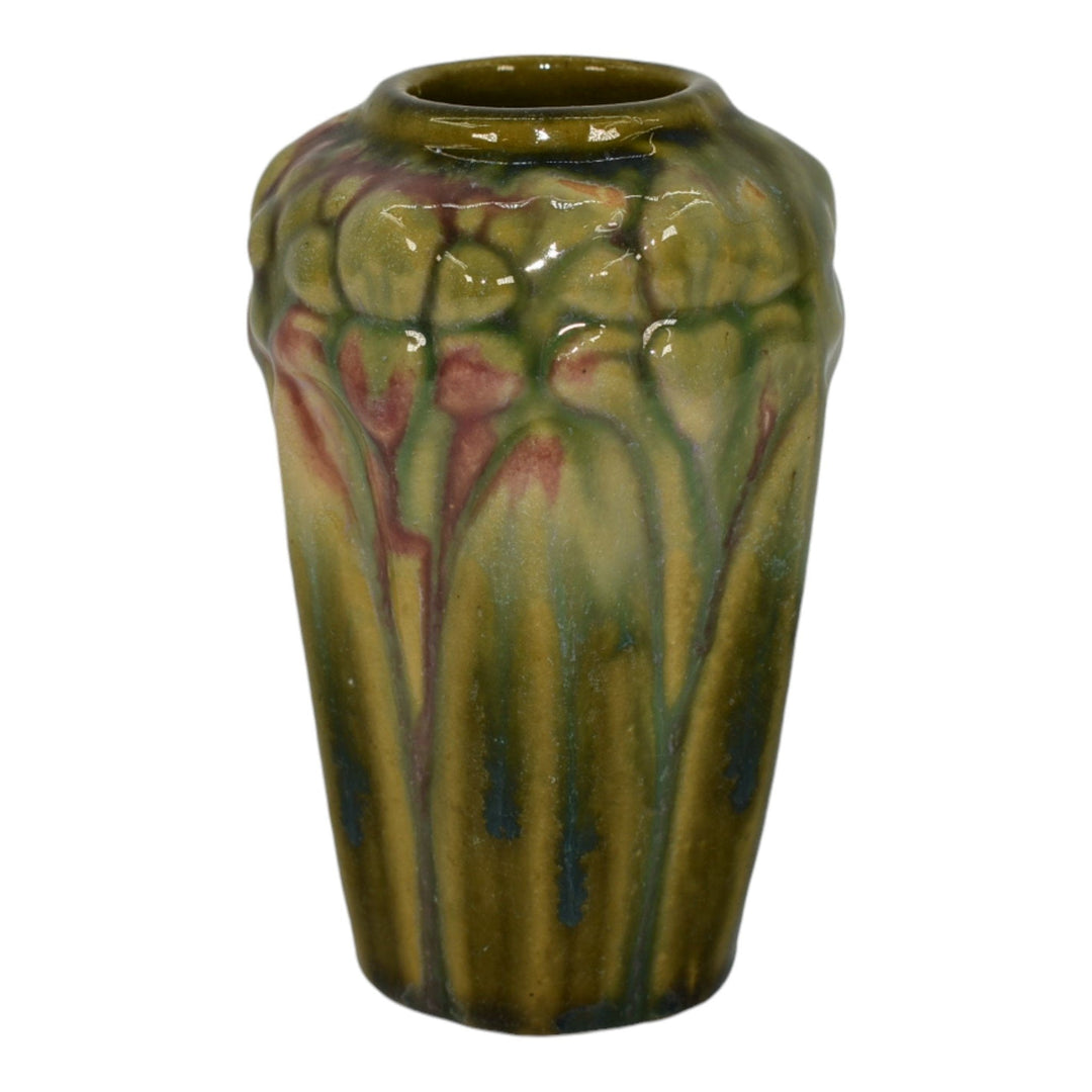 Brush McCoy Majolica Amaryllis 1926 Art Pottery Green Ceramic Vase 082