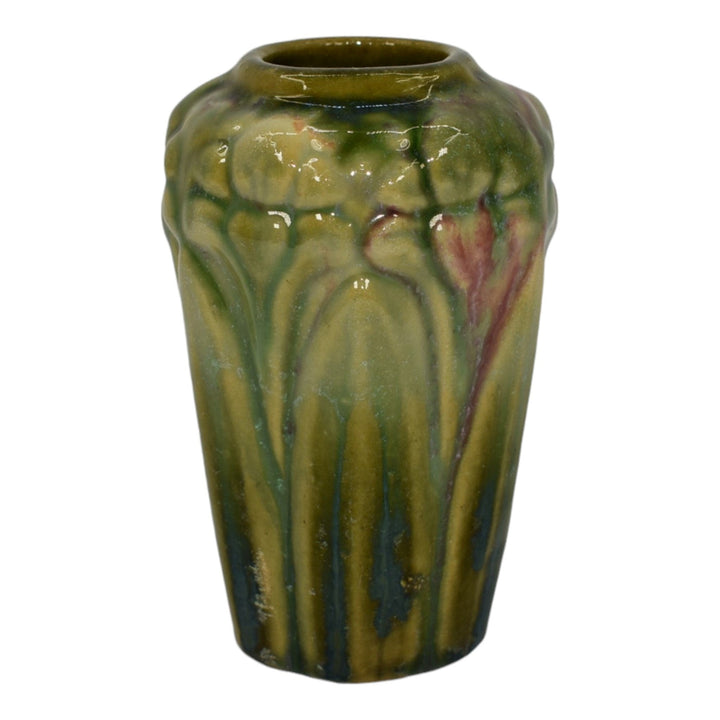 Brush McCoy Majolica Amaryllis 1926 Art Pottery Green Ceramic Vase 082