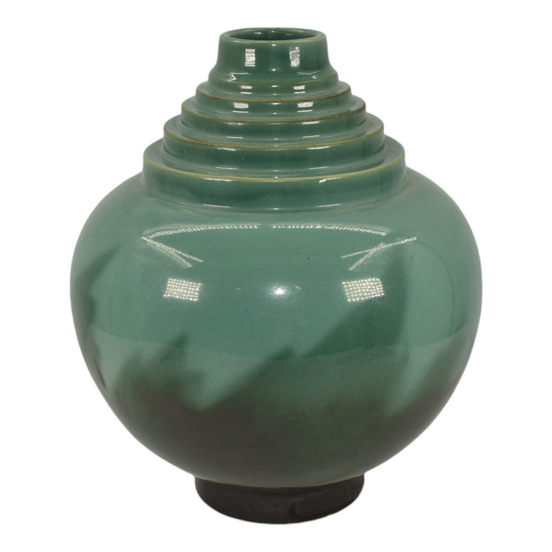 Roseville Futura Green 1928 Vintage Art Deco Pottery Flame Ceramic Vase 391-10