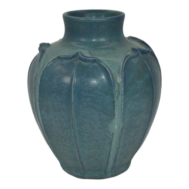 Ephraim Faience 2011 Hand Made Pottery Teal Blue Simple Leaf Ceramic Vase E21