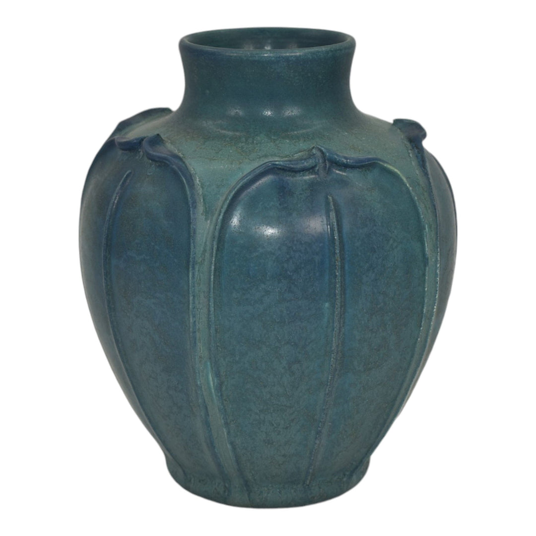 Ephraim Faience 2011 Hand Made Pottery Teal Blue Simple Leaf Ceramic Vase E21