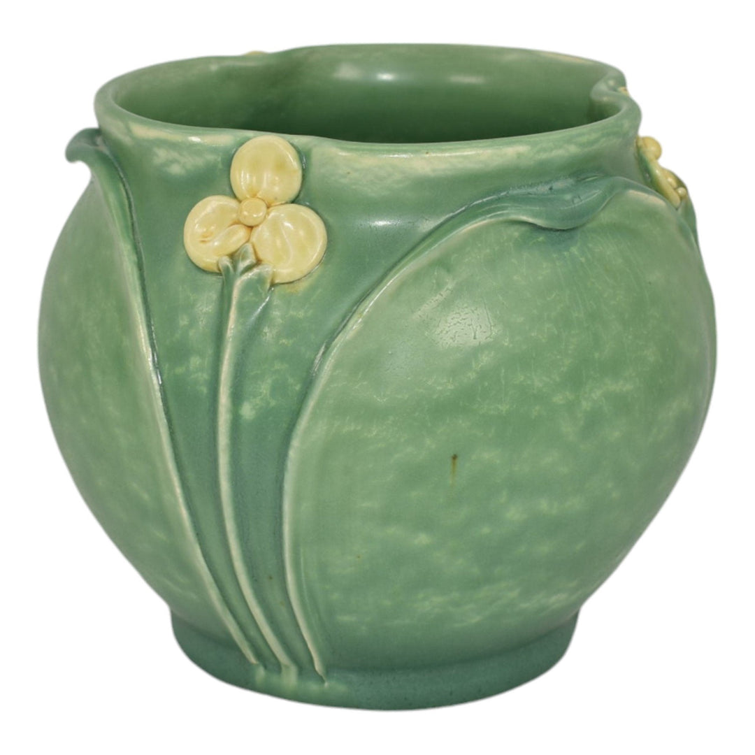 Ephraim Faience 2014 Hand Made Pottery Light Jade Green Trefoil Ceramic Vase G25