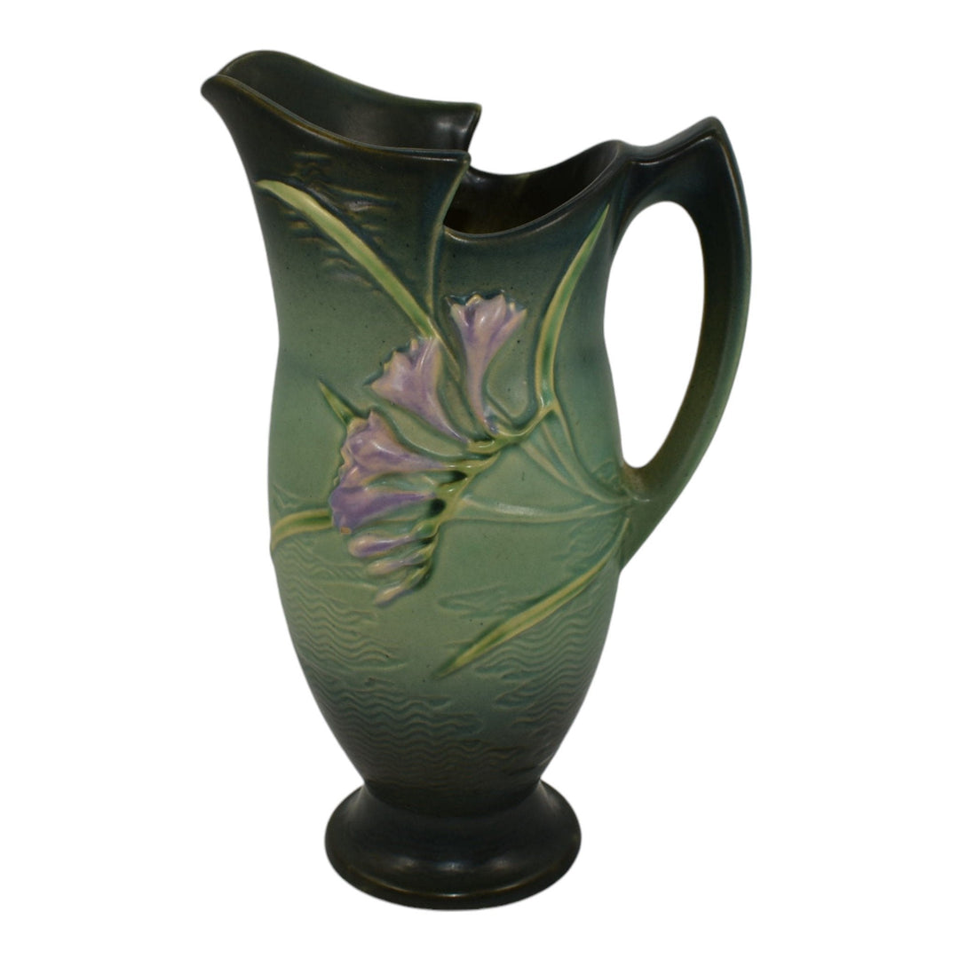 Roseville Freesia Green 1945 Mid Century Modern Art Pottery Ceramic Ewer 20-10