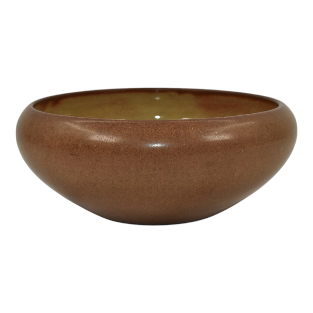 Marblehead Vintage Arts and Crafts Pottery Brown Tan Ceramic Bowl