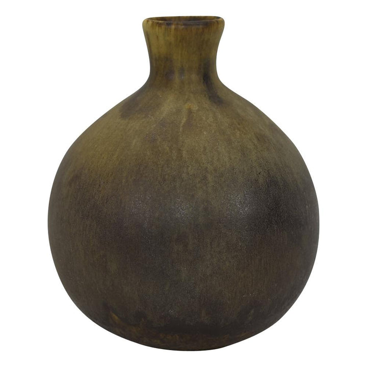 Daga Pottery Mid Century Modern Bulbous Vase (Shape 29) - Just Art Pottery