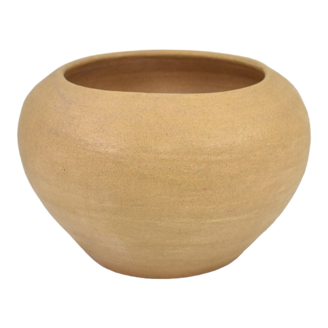 Jo Ellen Pfeiffer Studio Art Pottery Hand Made Tan Ceramic Vase - Just Art Pottery