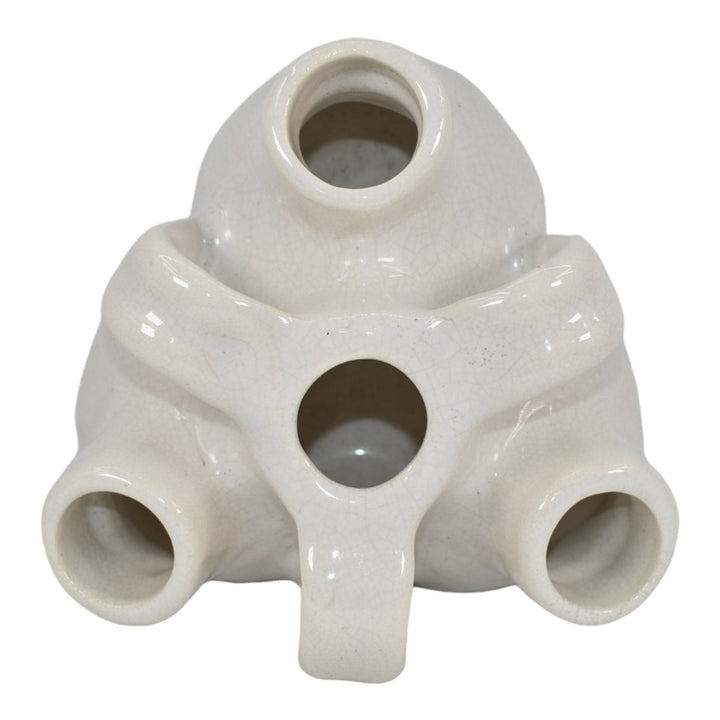 Muncie Spanish Line 1920s Vintage Art Deco Pottery White Aorta Flower Vase 278-5