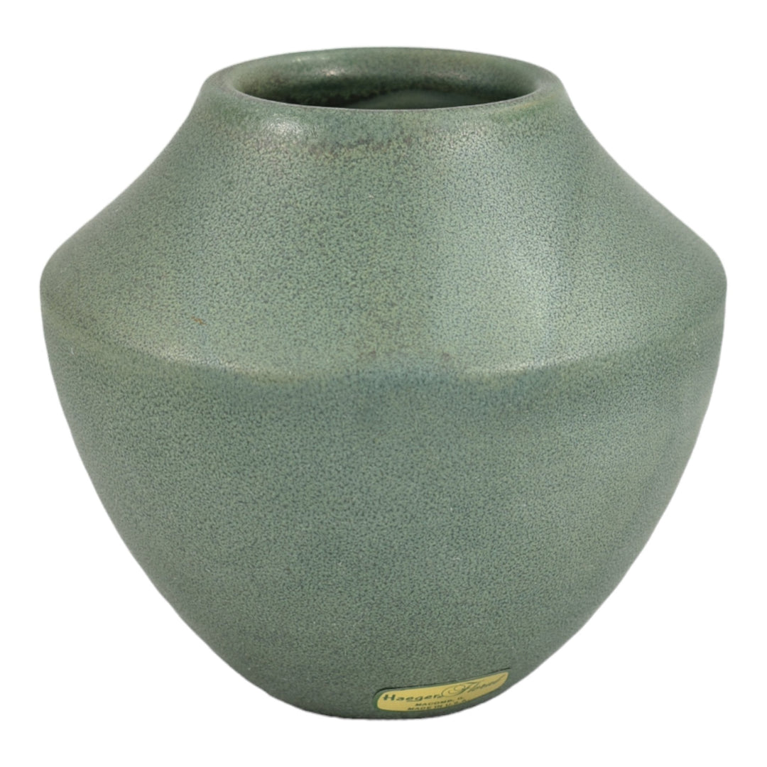 Haeger 2001 Modern Deco Art Pottery Mottled Matte Green Ribbed Ceramic Vase 541 - Just Art Pottery